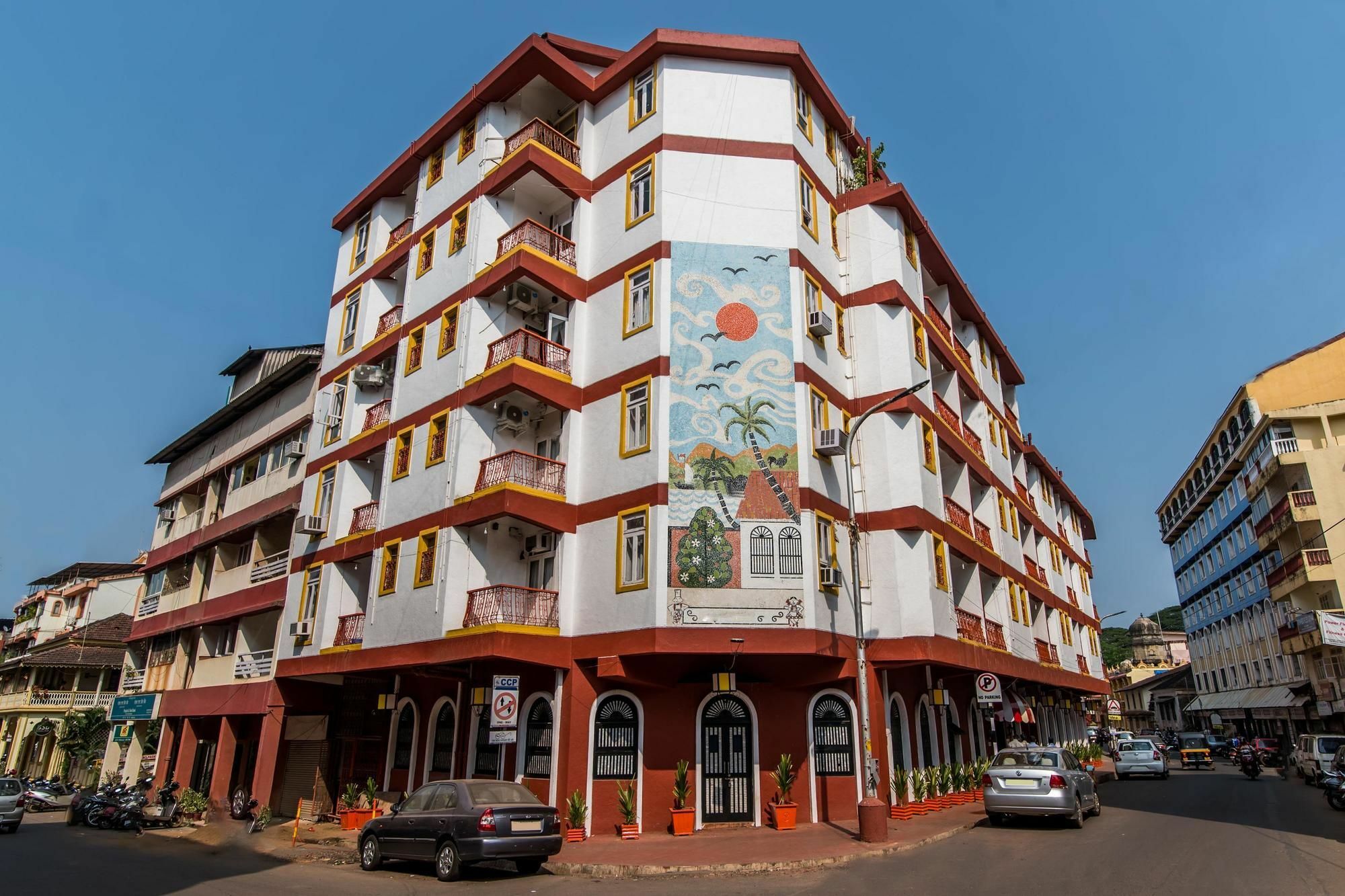 Goa Oyo 10241 Hotel Mayfair المظهر الخارجي الصورة